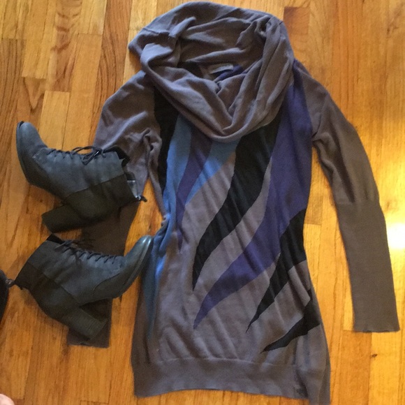 Unique Bodycon Sweater Dress with Mesh Panels - Picture 2 of 7